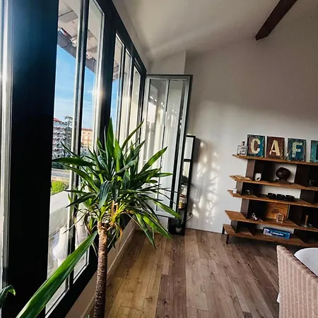 Le Perchoir- Vue Imprenable Sur - Wifi 아파트